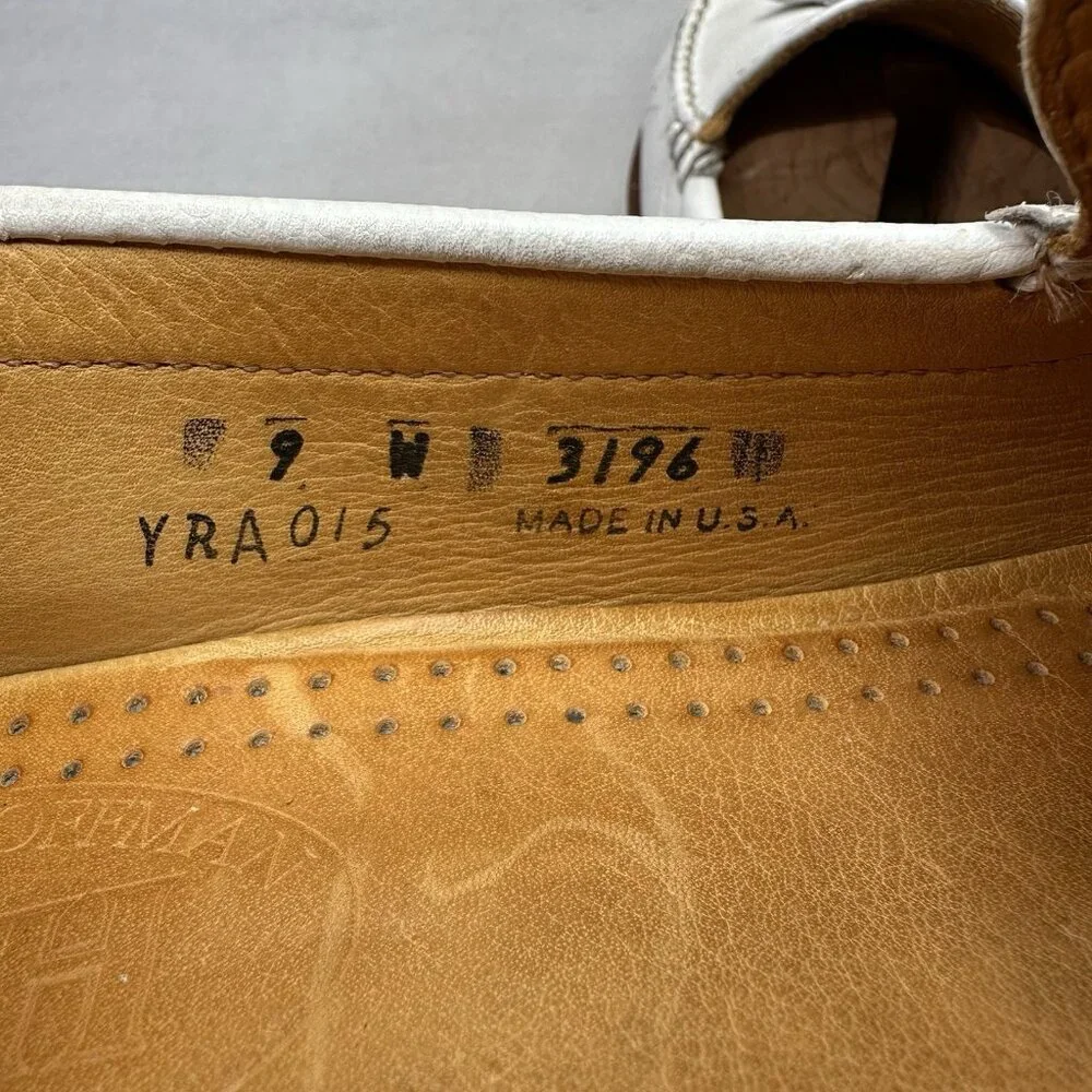 Maus & Hoffman 3196 Mens 9 (W) Tasseled White Leather Loafers Slip On Boat Shoes